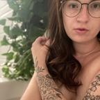 View aalove (A. Love) OnlyFans 49 Photos and 32 Videos leaked 

 profile picture