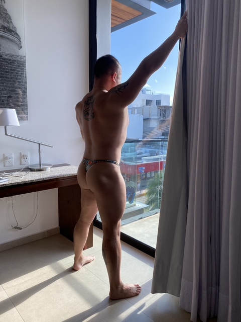 alexbodybldr onlyfans leaked picture 1