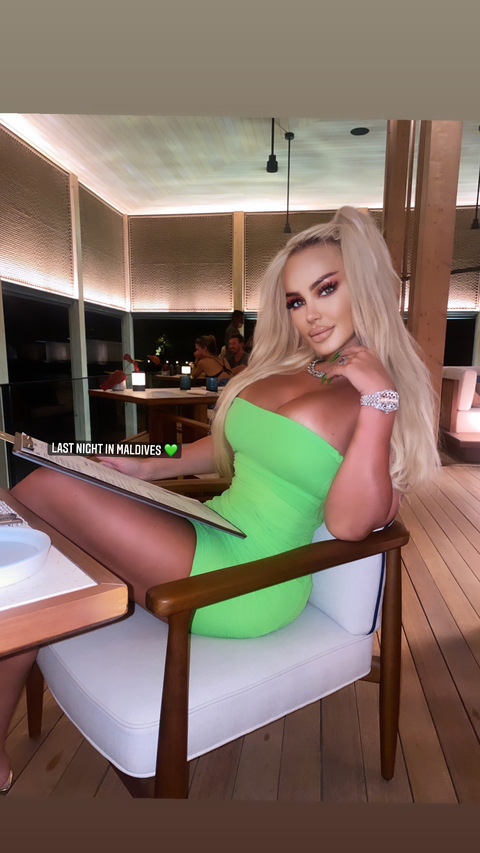 barbiedoll_kamila onlyfans leaked picture 1