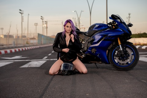 bikergirl99 onlyfans leaked picture 1
