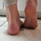 deluxe.feets.booty onlyfans leaked picture 1