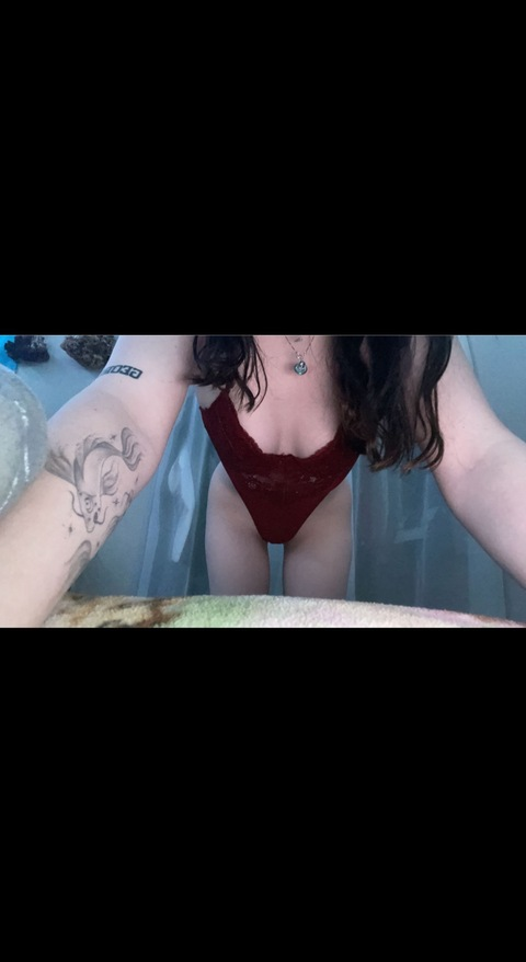 eevieee onlyfans leaked picture 1