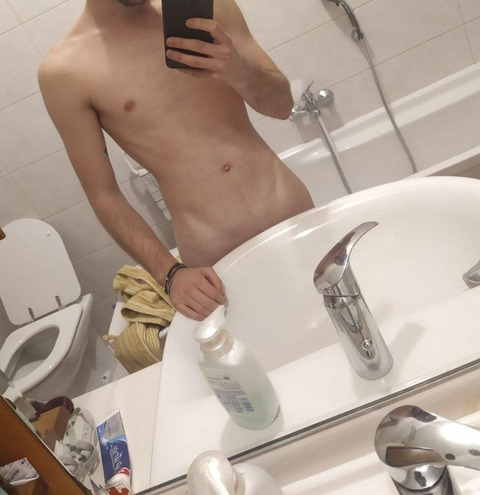 matti0 onlyfans leaked picture 1