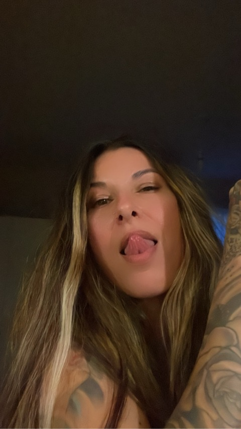 mikaella38 onlyfans leaked picture 1