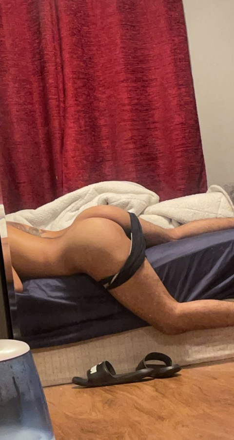 offvcal.issxc onlyfans leaked picture 1