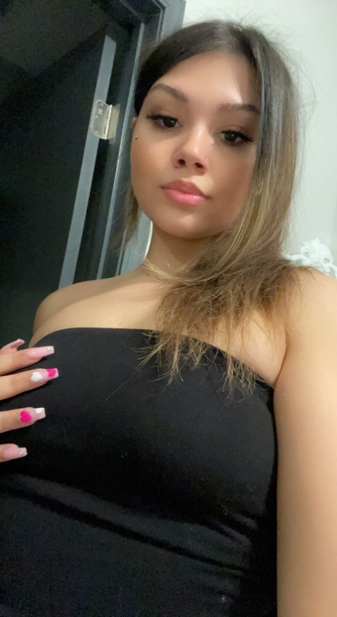 prettyprincez onlyfans leaked picture 1
