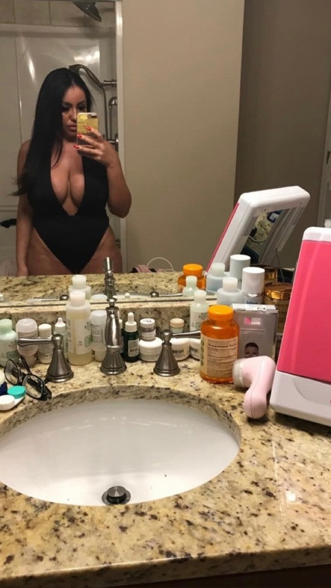 princessalanab onlyfans leaked picture 1