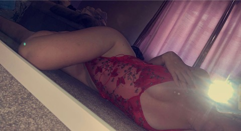 sexysarah69xo onlyfans leaked picture 1