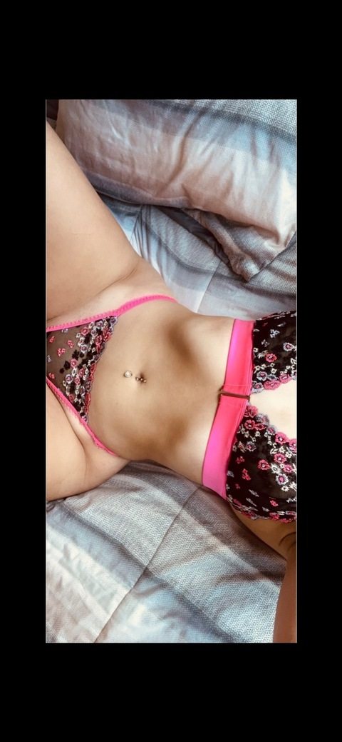 spiceyyrara onlyfans leaked picture 1