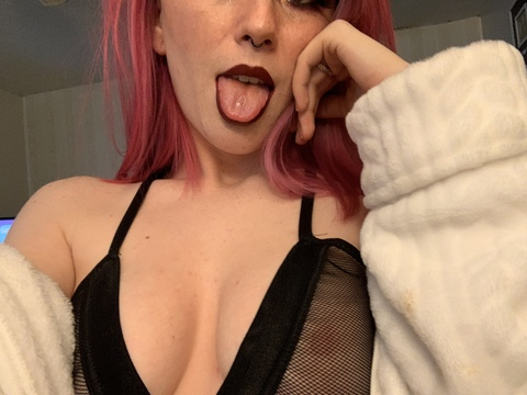 spoookyybitch onlyfans leaked picture 1