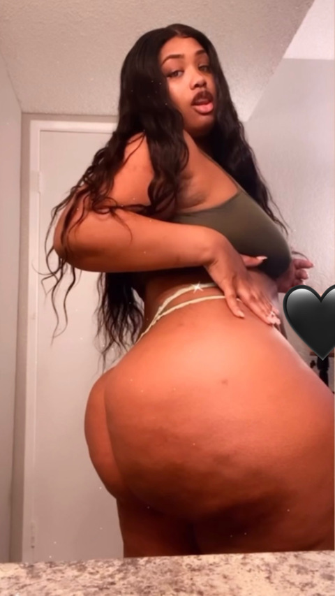 theemuvababe onlyfans leaked picture 1
