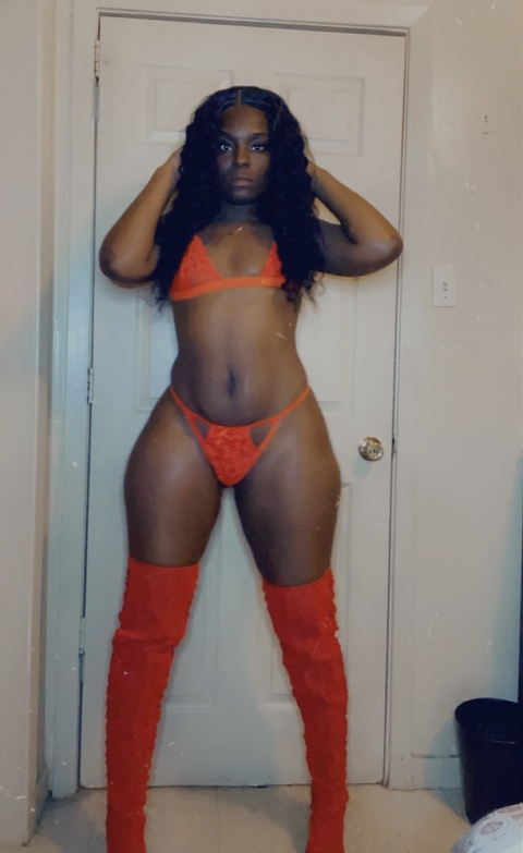 thicknnasti onlyfans leaked picture 1