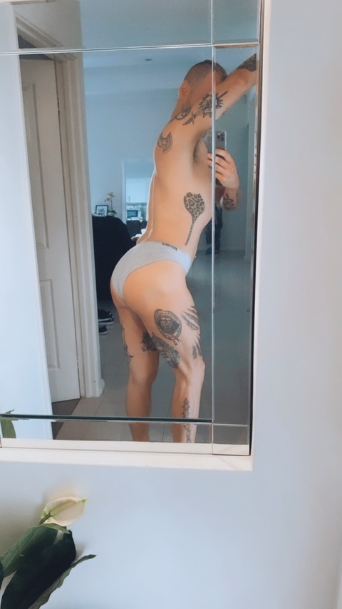 tleensfw12 onlyfans leaked picture 1